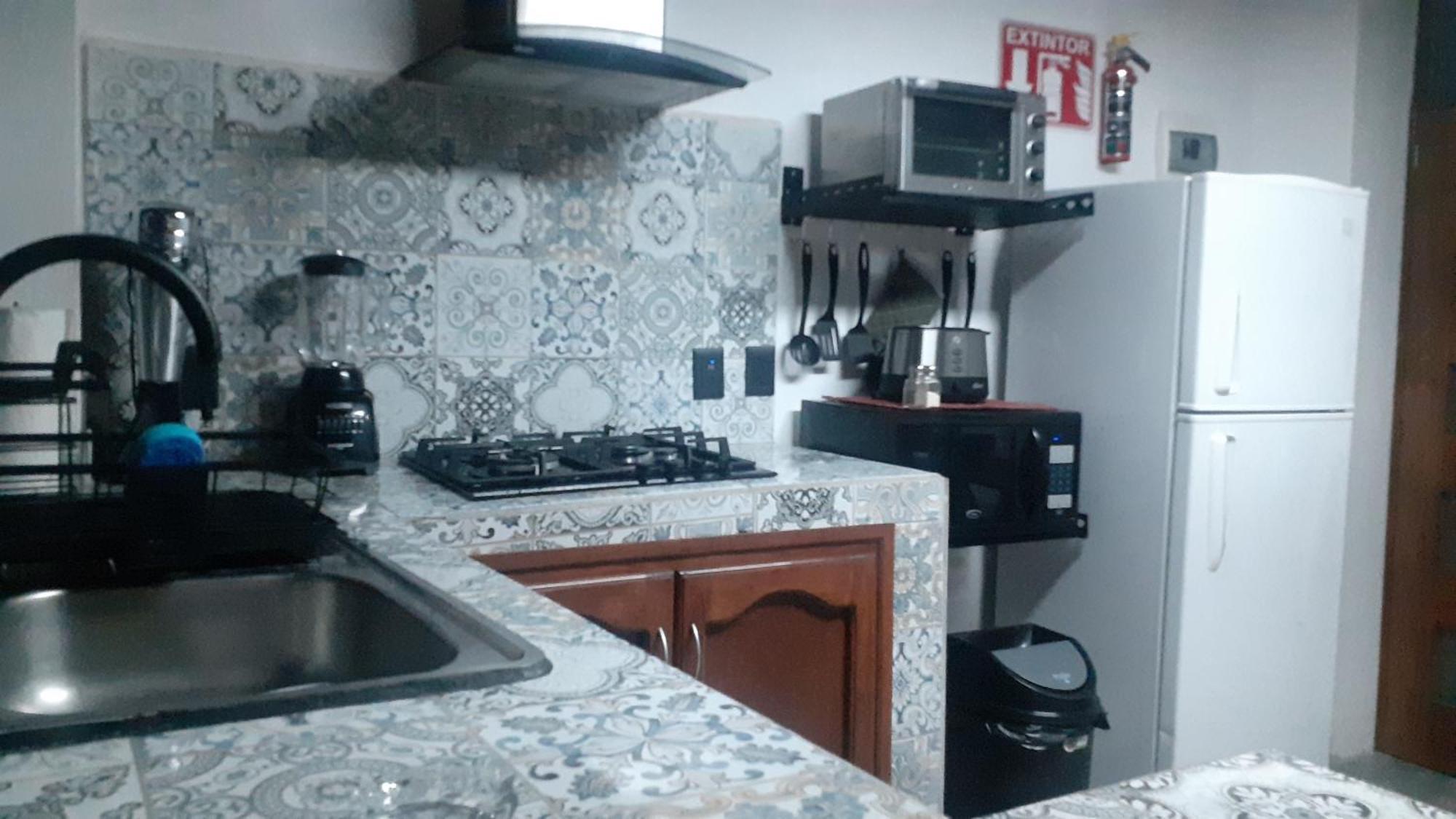 Aparta-Hotel Casa Real Apartamentos Chapala Phòng bức ảnh